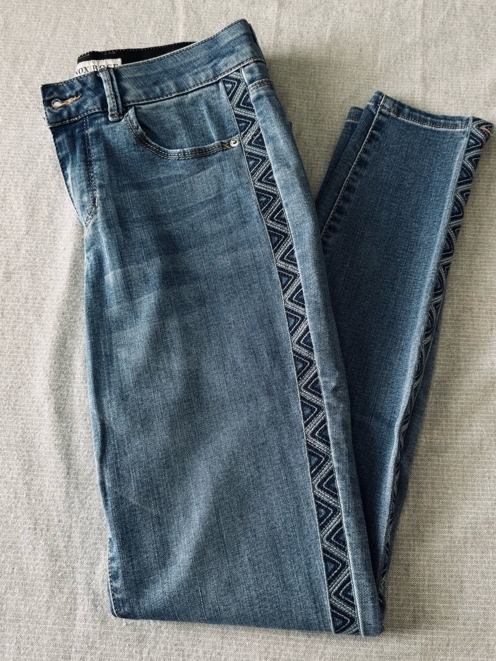 Knox Rose Embroidered Ankle Skinny Cropped Denim Jeans 4